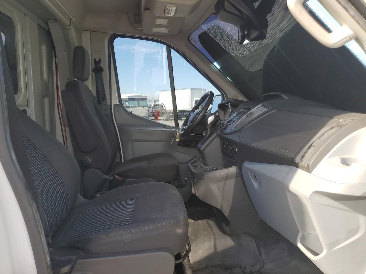 Lot #3308291156 2019 FORD TRANSIT T-