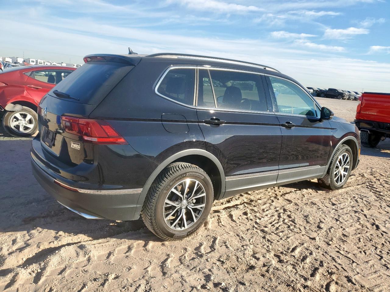 VOLKSWAGEN TIGUAN SE