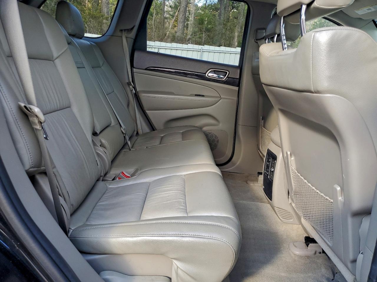 JEEP GRAND CHEROKEE LAREDO