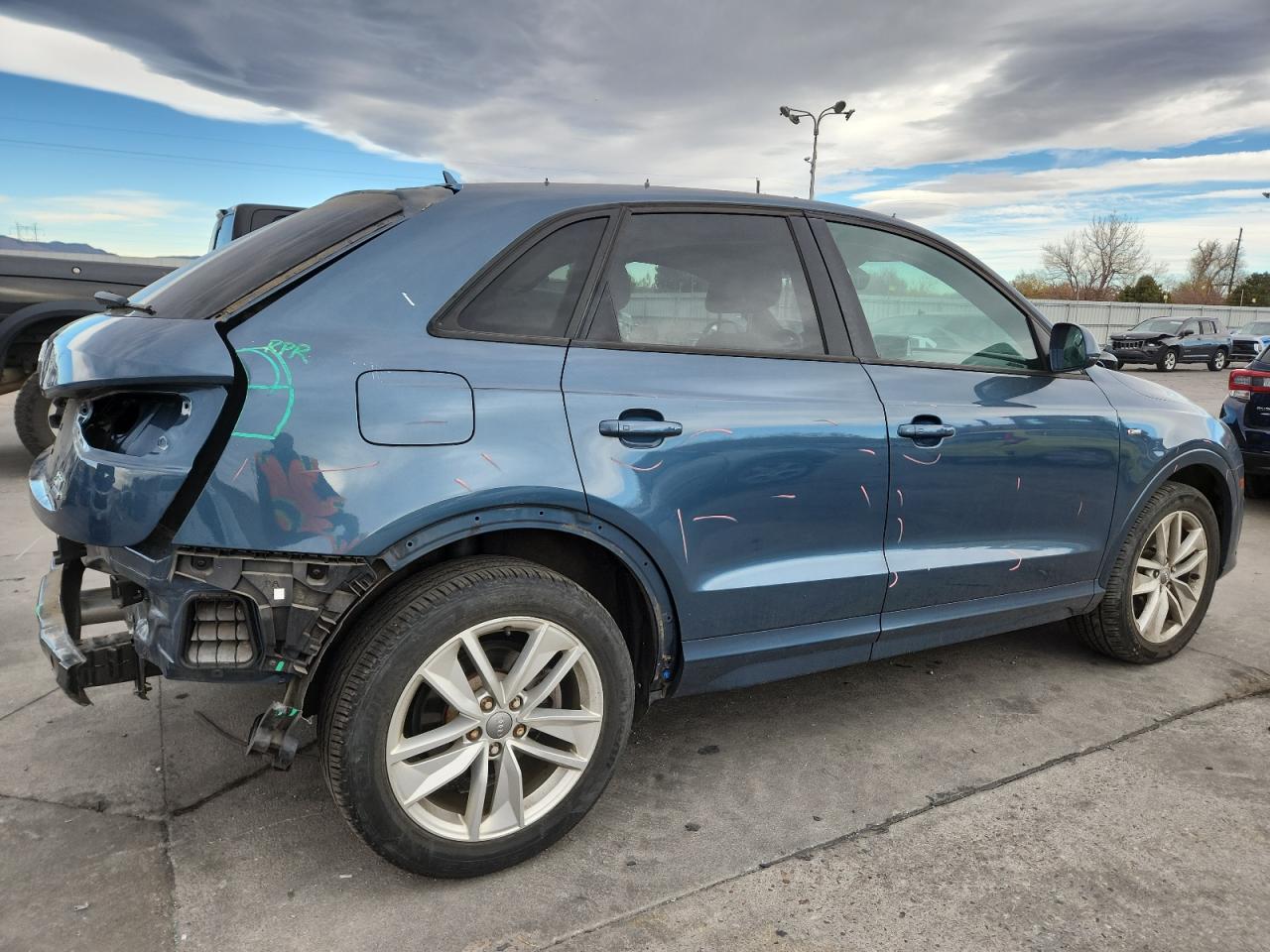 AUDI Q3 PREMIUM