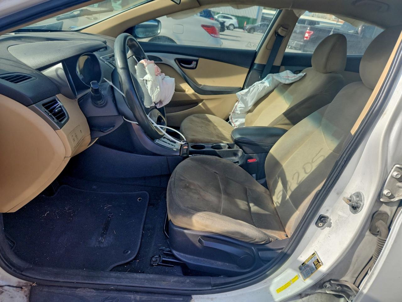 Lot #3305505088 2012 HYUNDAI ELANTRA GL