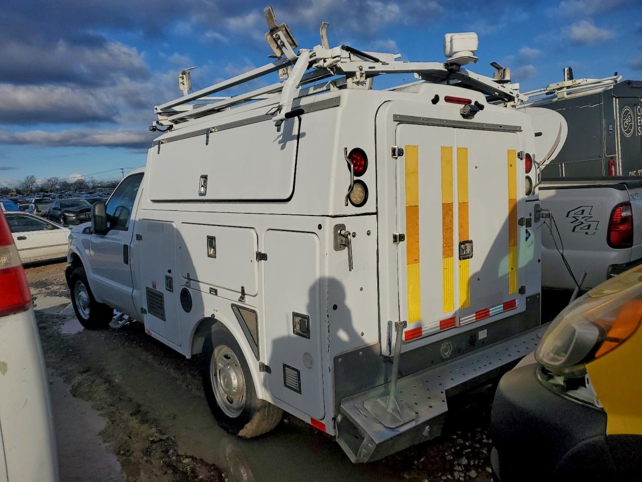 FORD F-350 SUPER DUTY