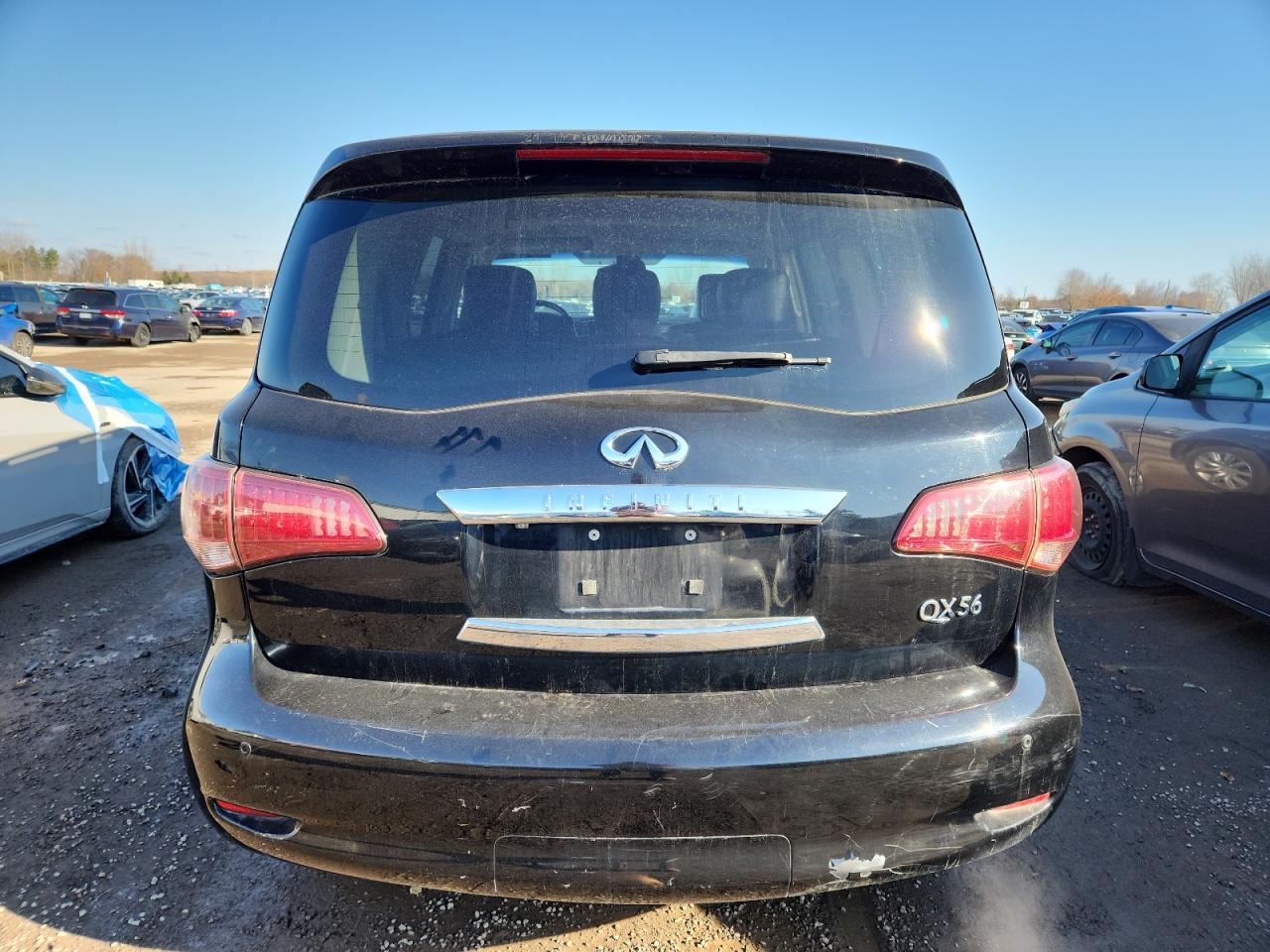INFINITI QX56
