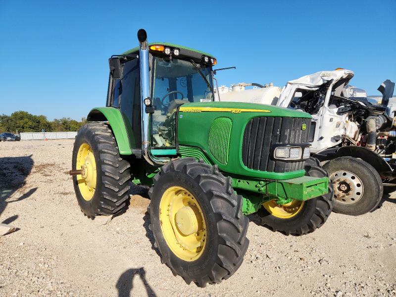 Global Auto Auctions: 2004 JOHN DEERE TRACTOR