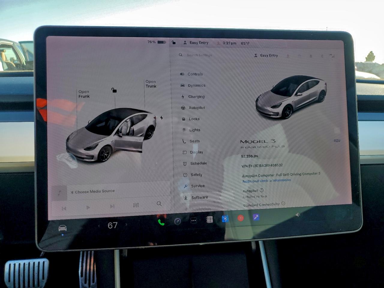 Lot #3303002633 2019 TESLA MODEL 3