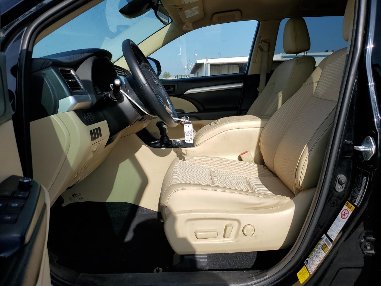 TOYOTA HIGHLANDER LE