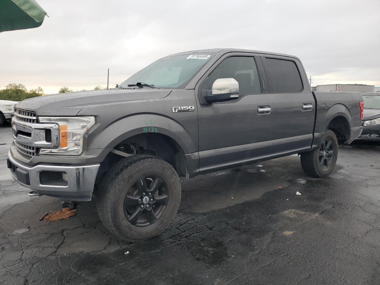 FORD F-150 SUPERCREW
