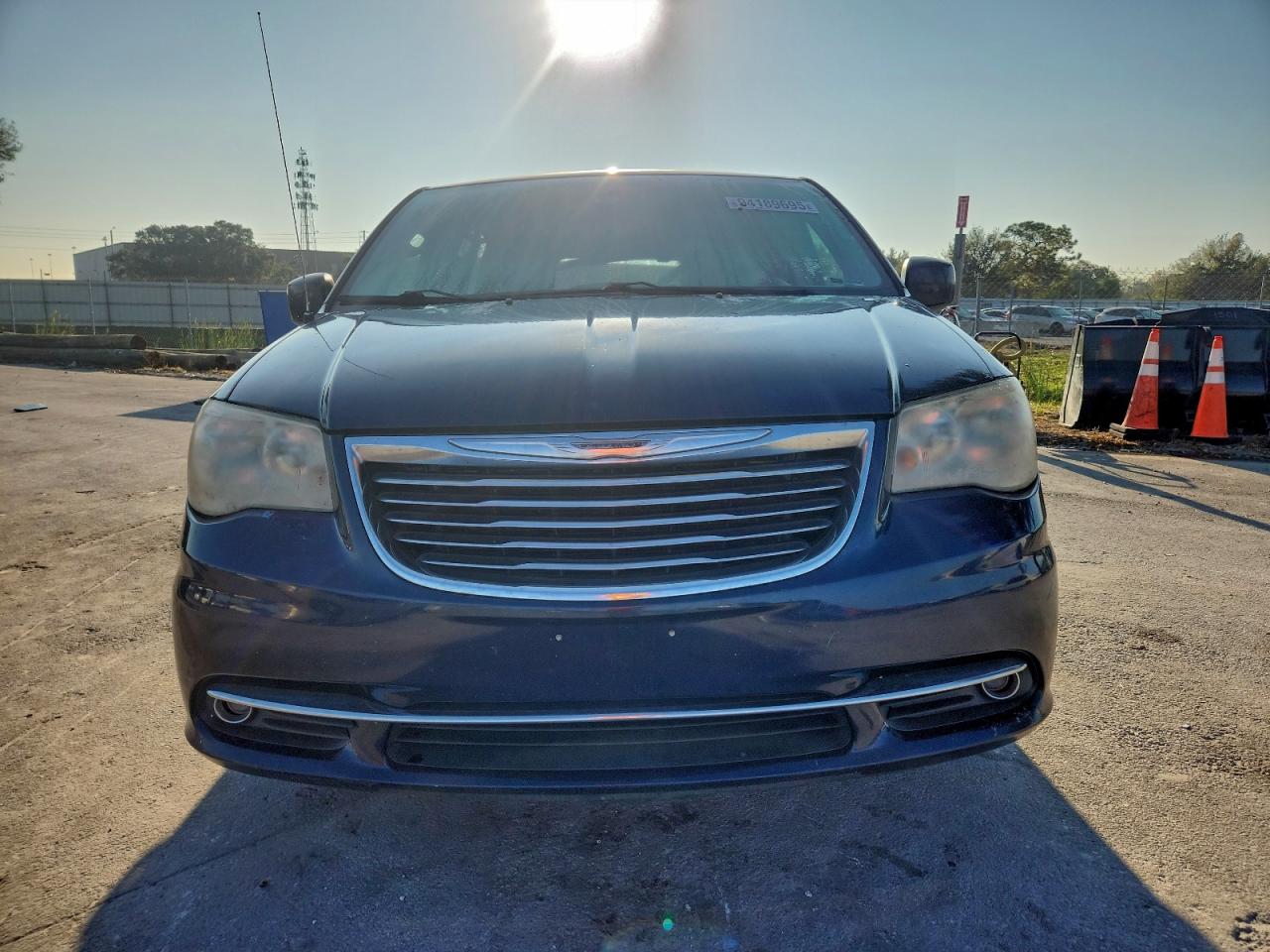 CHRYSLER TOWN & COUNTRY TOURING