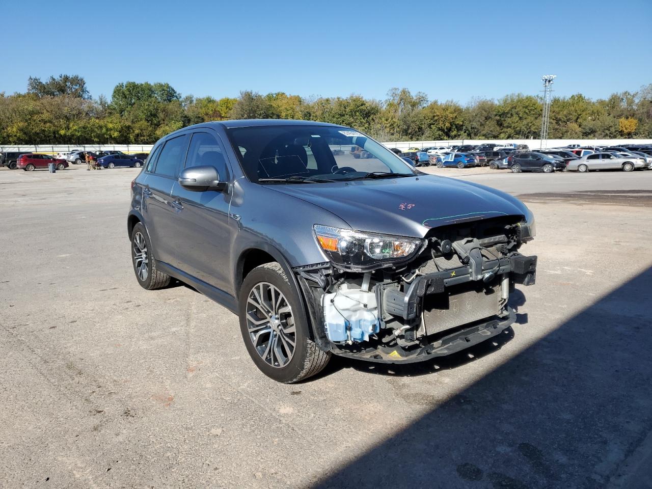 MITSUBISHI OUTLANDER ES