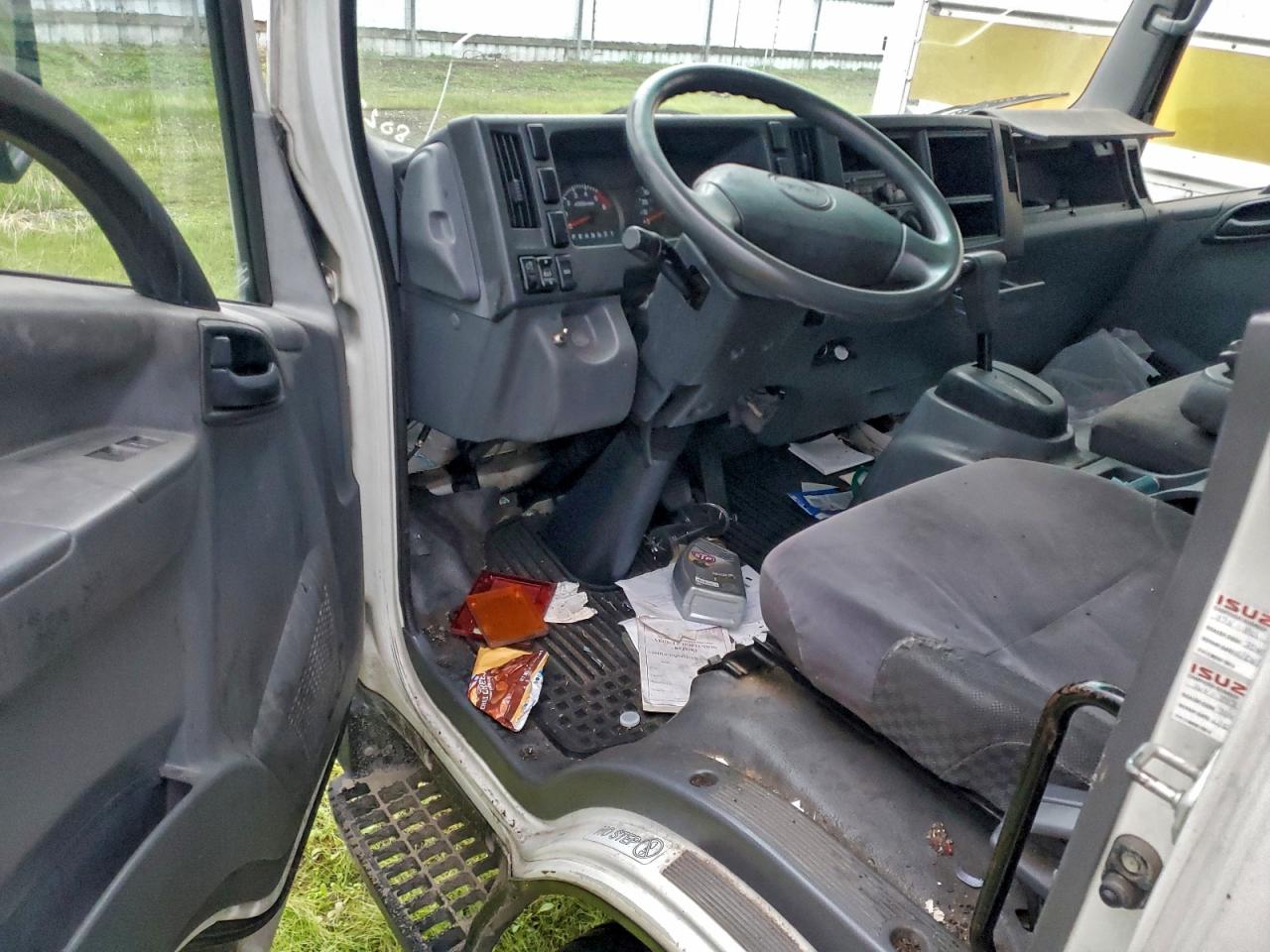 Lot #3317843017 2012 ISUZU NPR HD