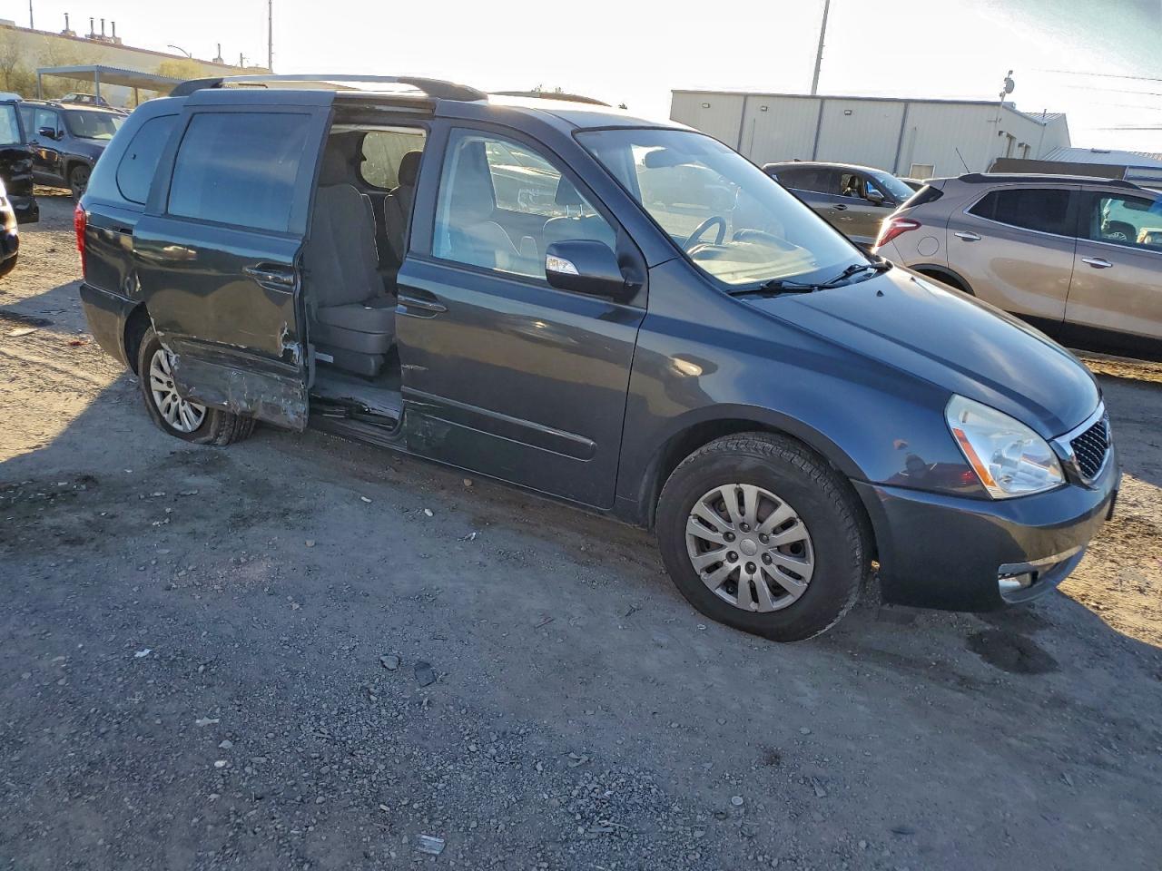 Lot #3317234186 2014 KIA SEDONA LX