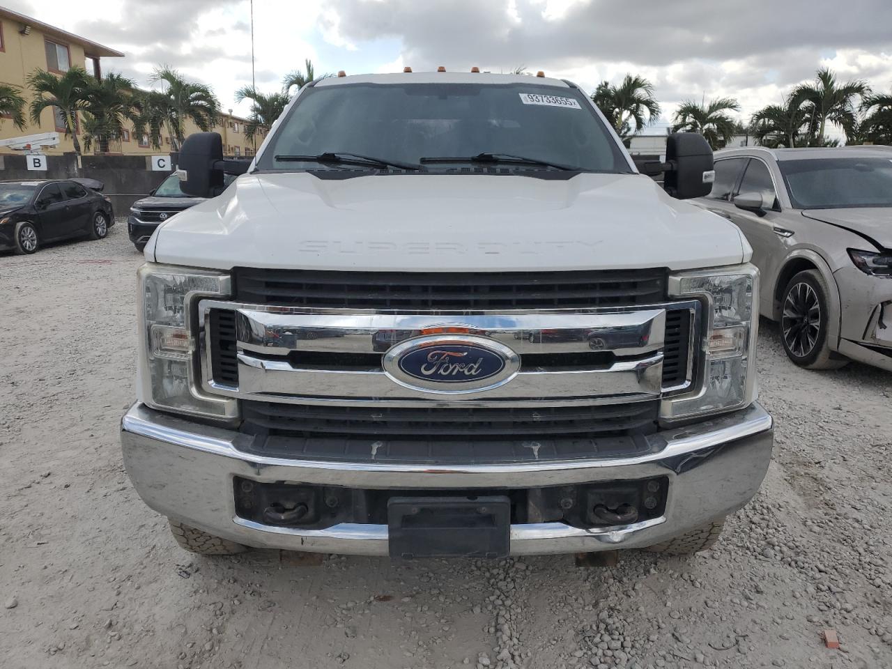 FORD F-250 SUPER DUTY