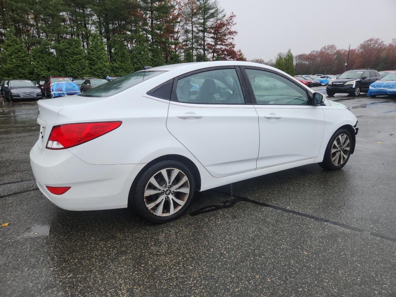 HYUNDAI ACCENT SE