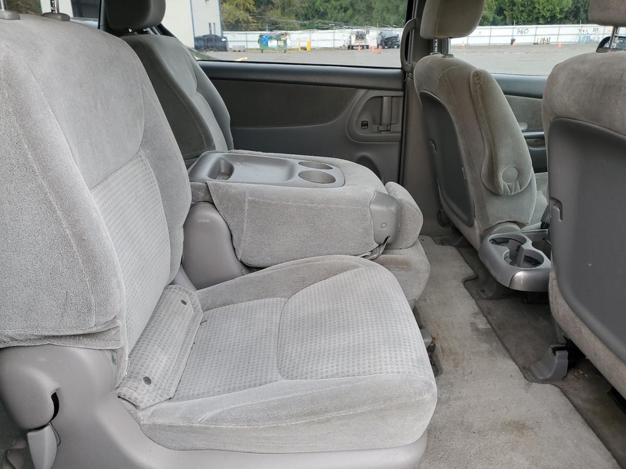 Lot #3286674301 2006 TOYOTA SIENNA CE