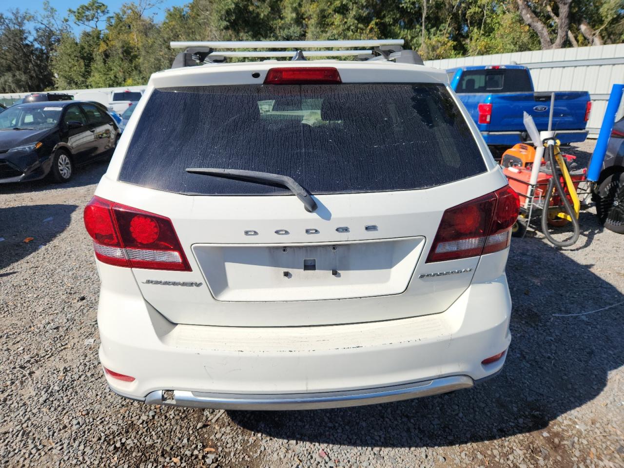 DODGE JOURNEY CROSSROAD