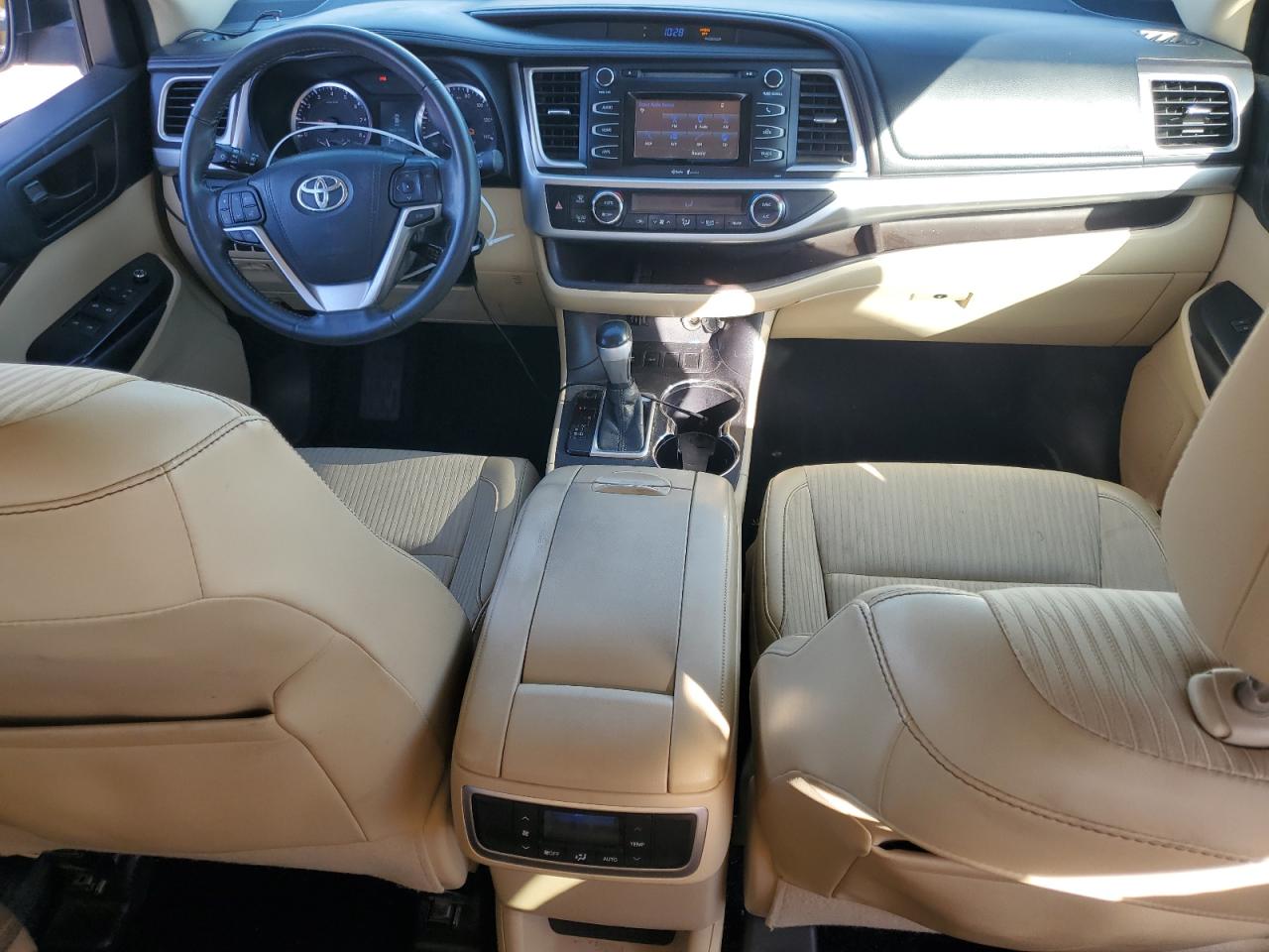 TOYOTA HIGHLANDER LE