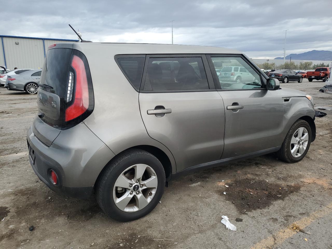 KIA SOUL