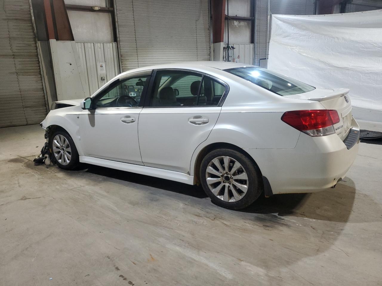 SUBARU LEGACY 3.6R PREMIUM