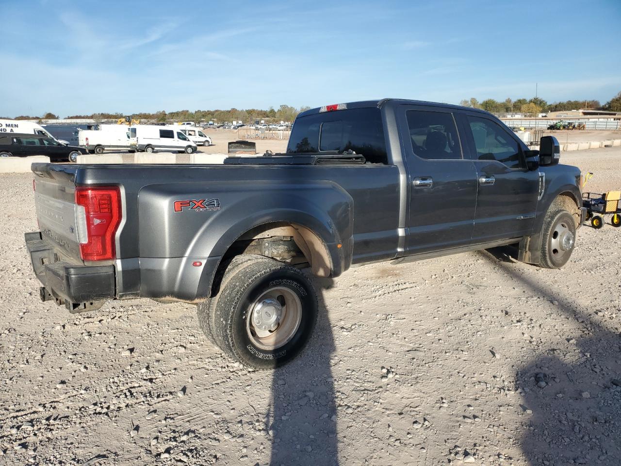 FORD F-350 SUPER DUTY