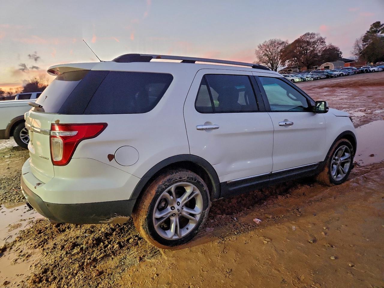 FORD EXPLORER LIMITED