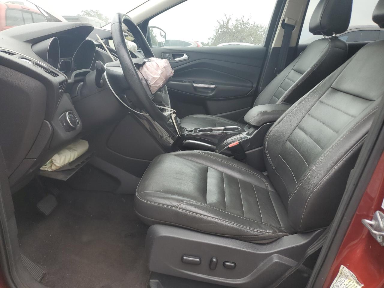 FORD ESCAPE TITANIUM