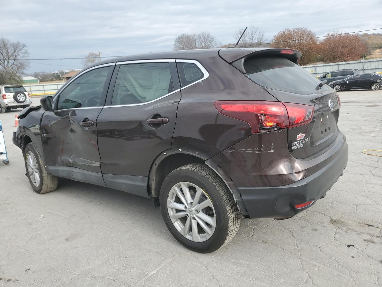 NISSAN ROGUE SPORT S