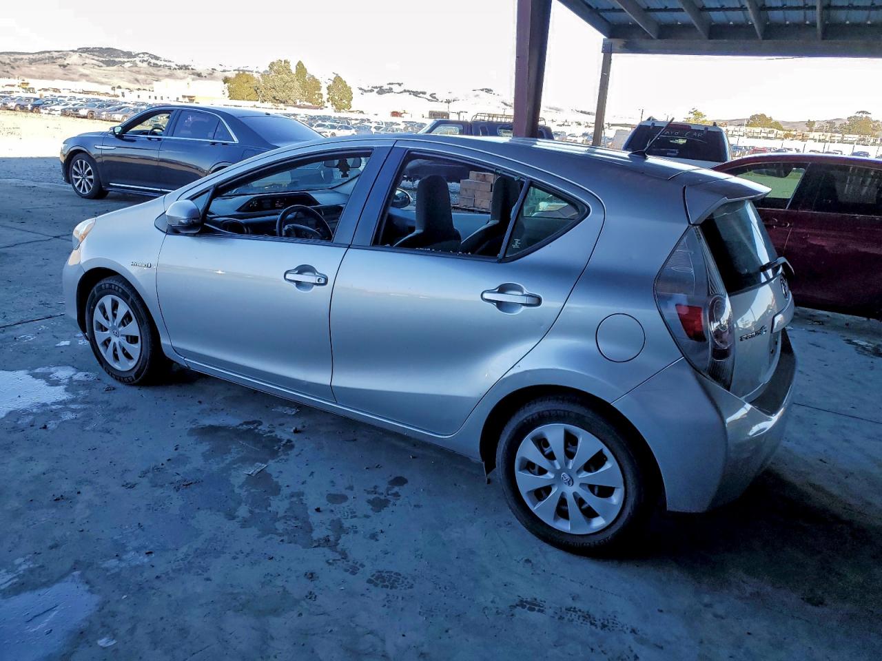 TOYOTA PRIUS C