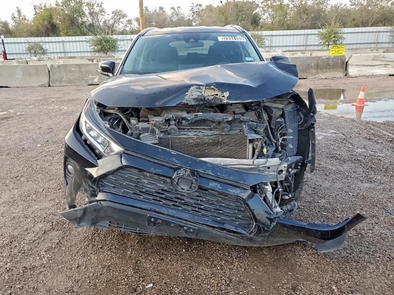 2021 TOYOTA RAV4 XLE #3312549820