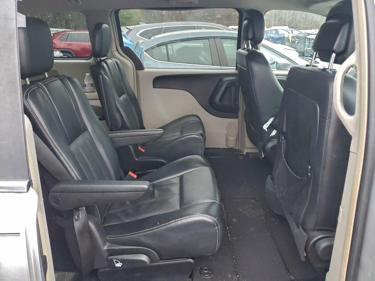 CHRYSLER TOWN & COUNTRY TOURING