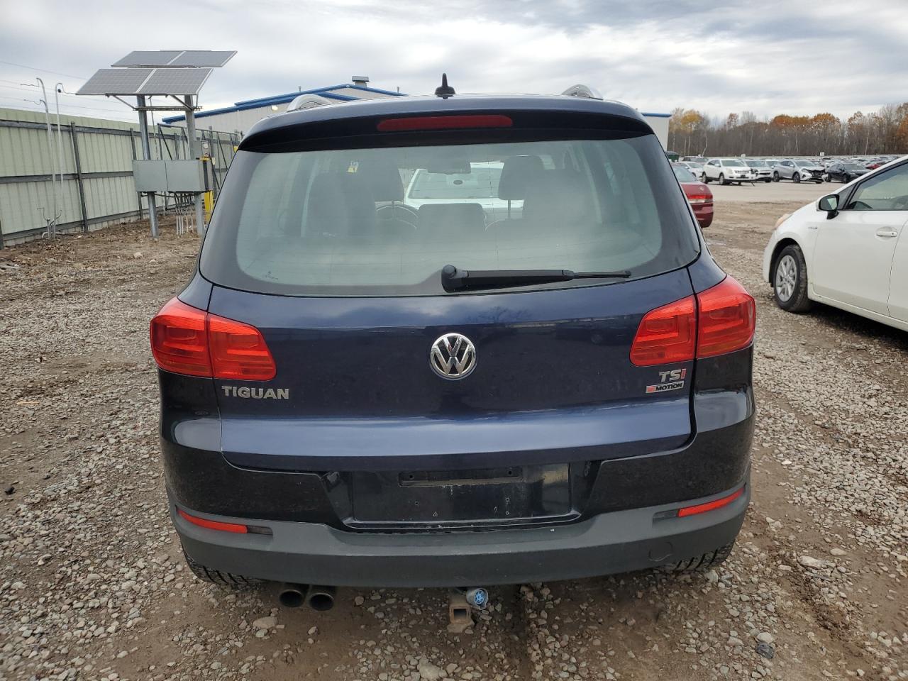 VOLKSWAGEN TIGUAN S