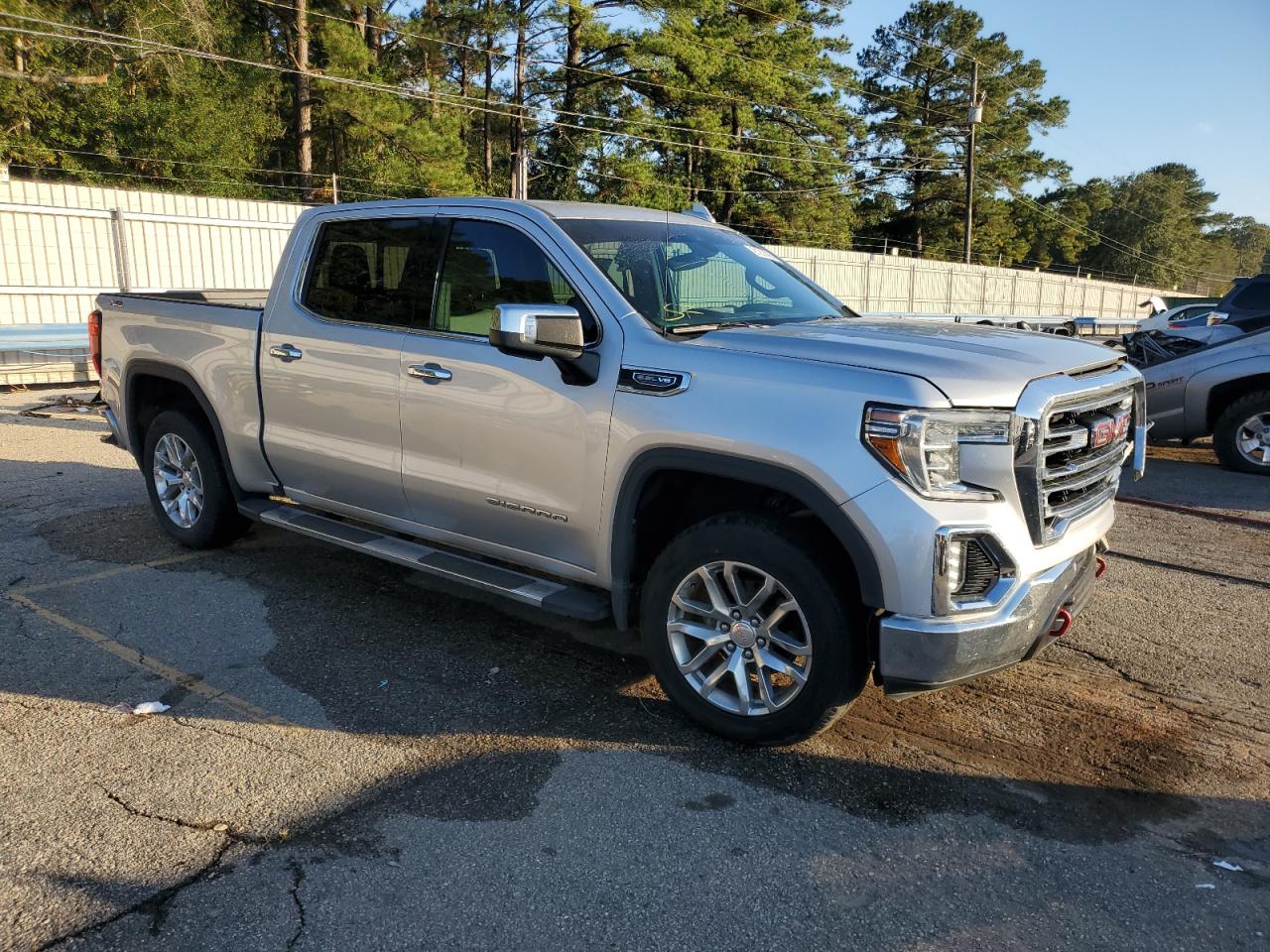 GMC SIERRA K1500 SLT