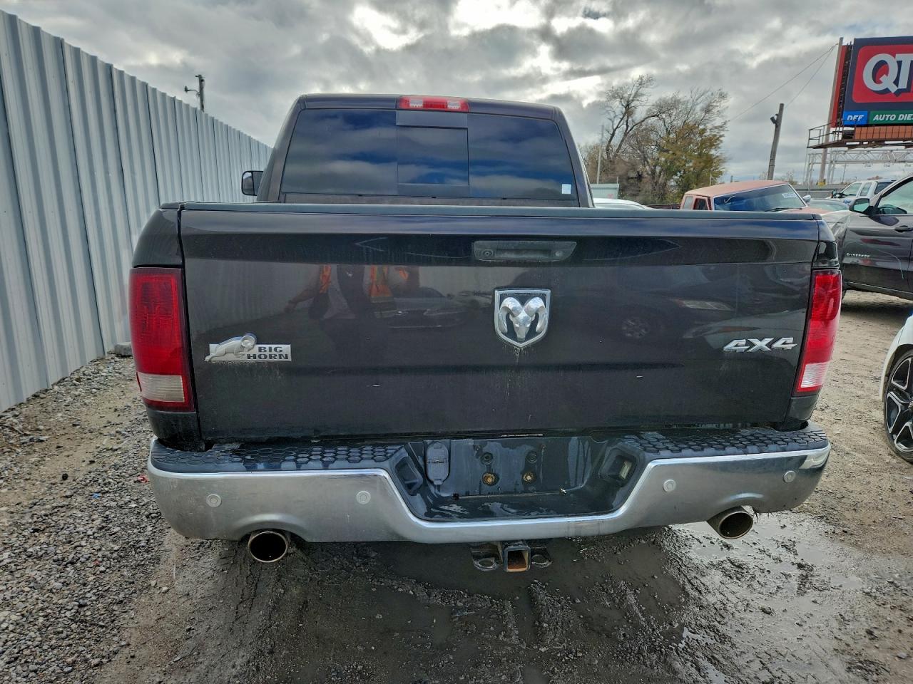 RAM 1500 SLT