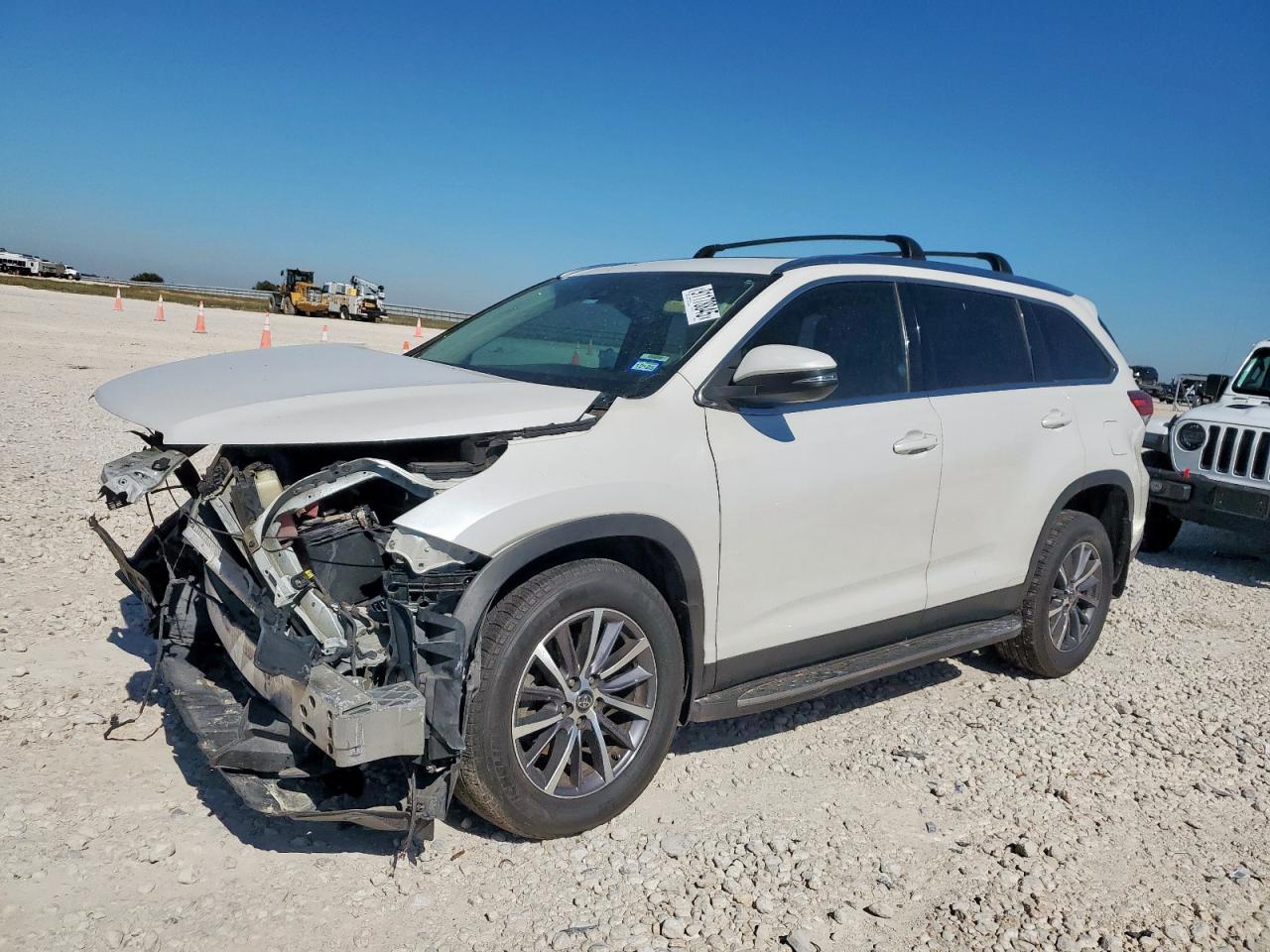 TOYOTA HIGHLANDER SE