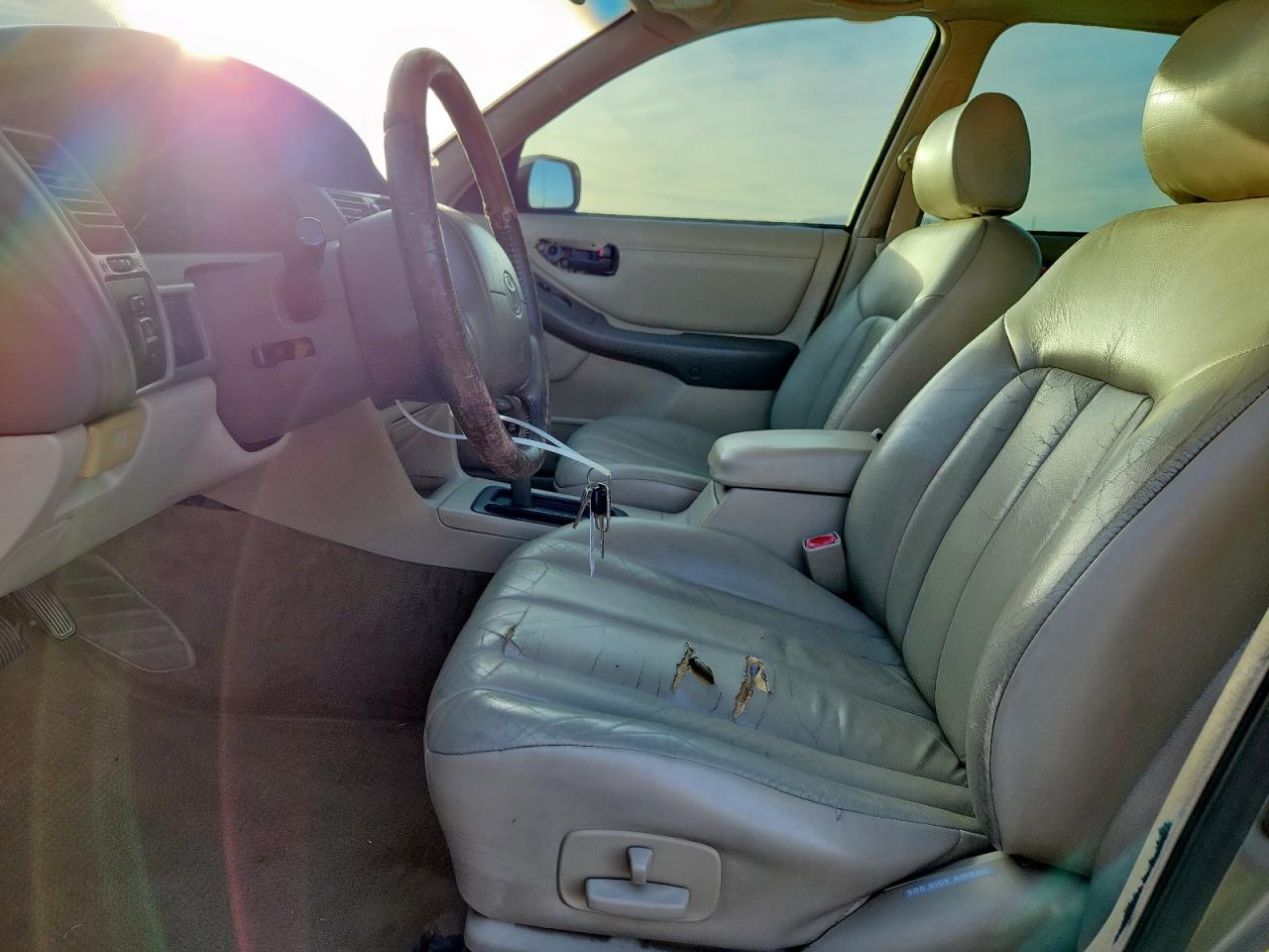 Lot #3284895934 1998 TOYOTA AVALON XL