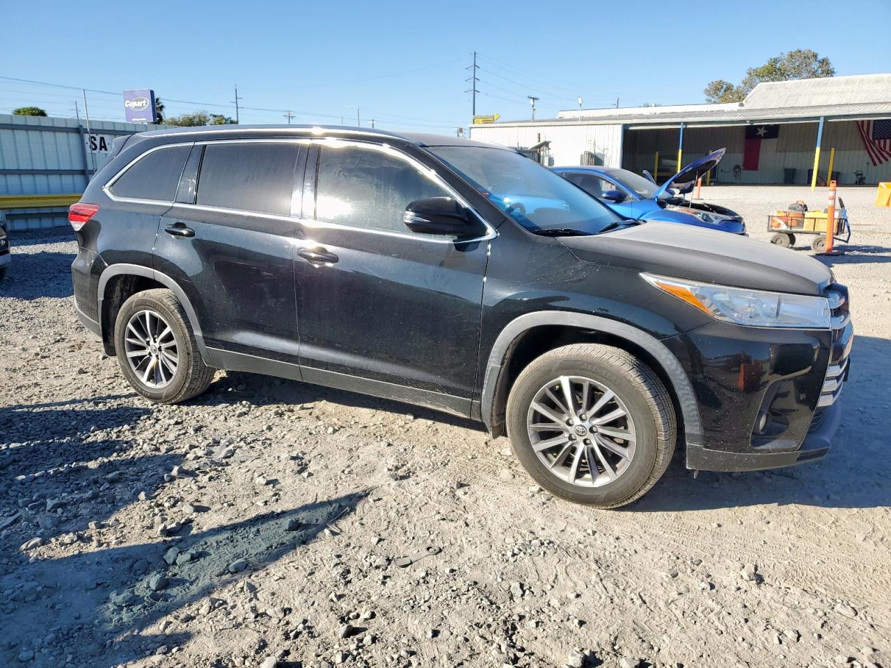 TOYOTA HIGHLANDER SE