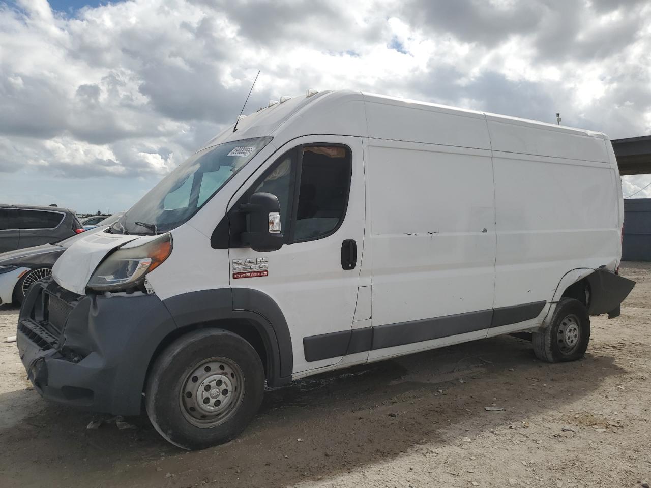 RAM PROMASTER 2500 HIGH