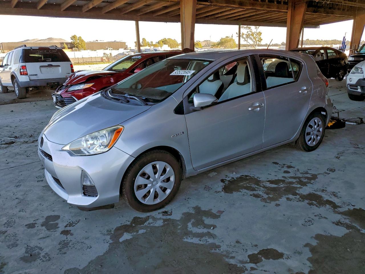 TOYOTA PRIUS C