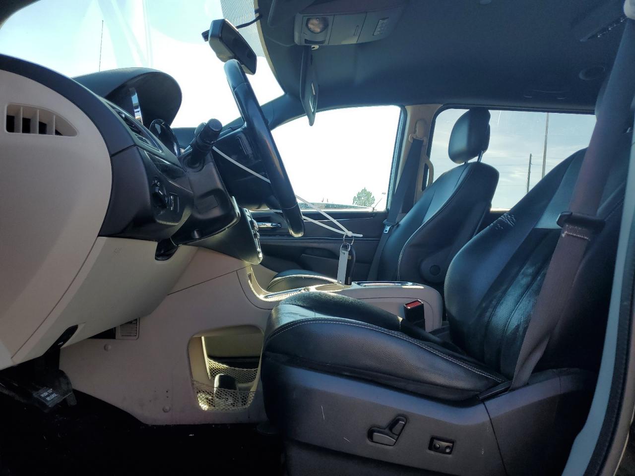 DODGE GRAND CARAVAN SXT