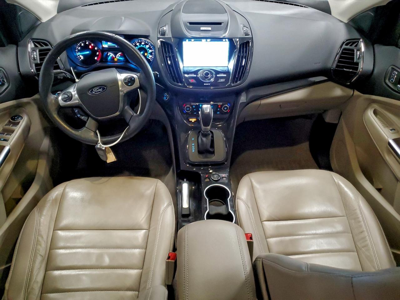 FORD ESCAPE TITANIUM