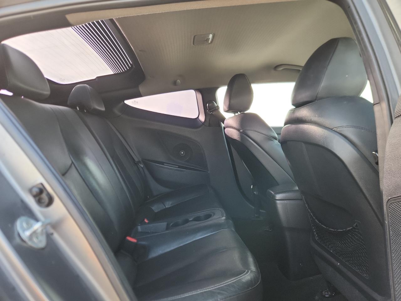 HYUNDAI VELOSTER TURBO