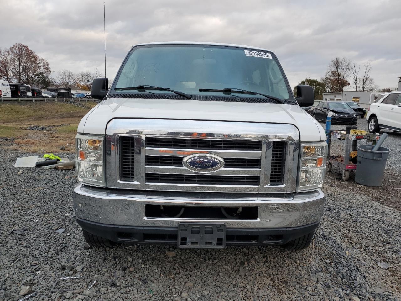 FORD ECONOLINE E350 SUPER DUTY WAGON