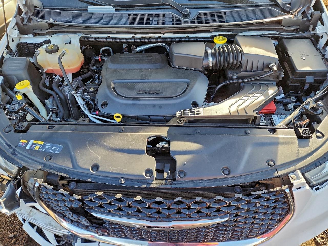 CHRYSLER PACIFICA TOURING L