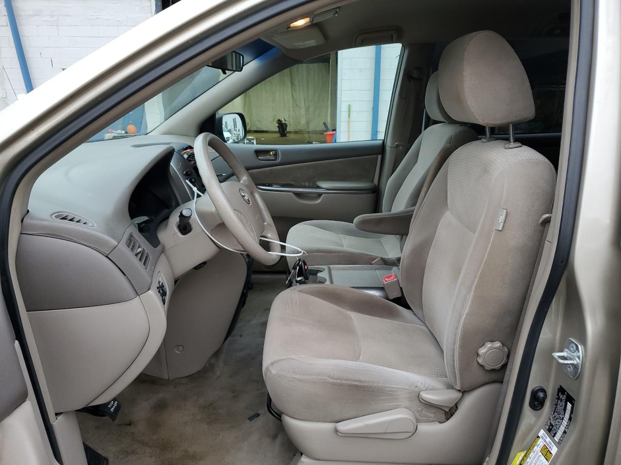 Lot #3290276273 2010 TOYOTA SIENNA CE