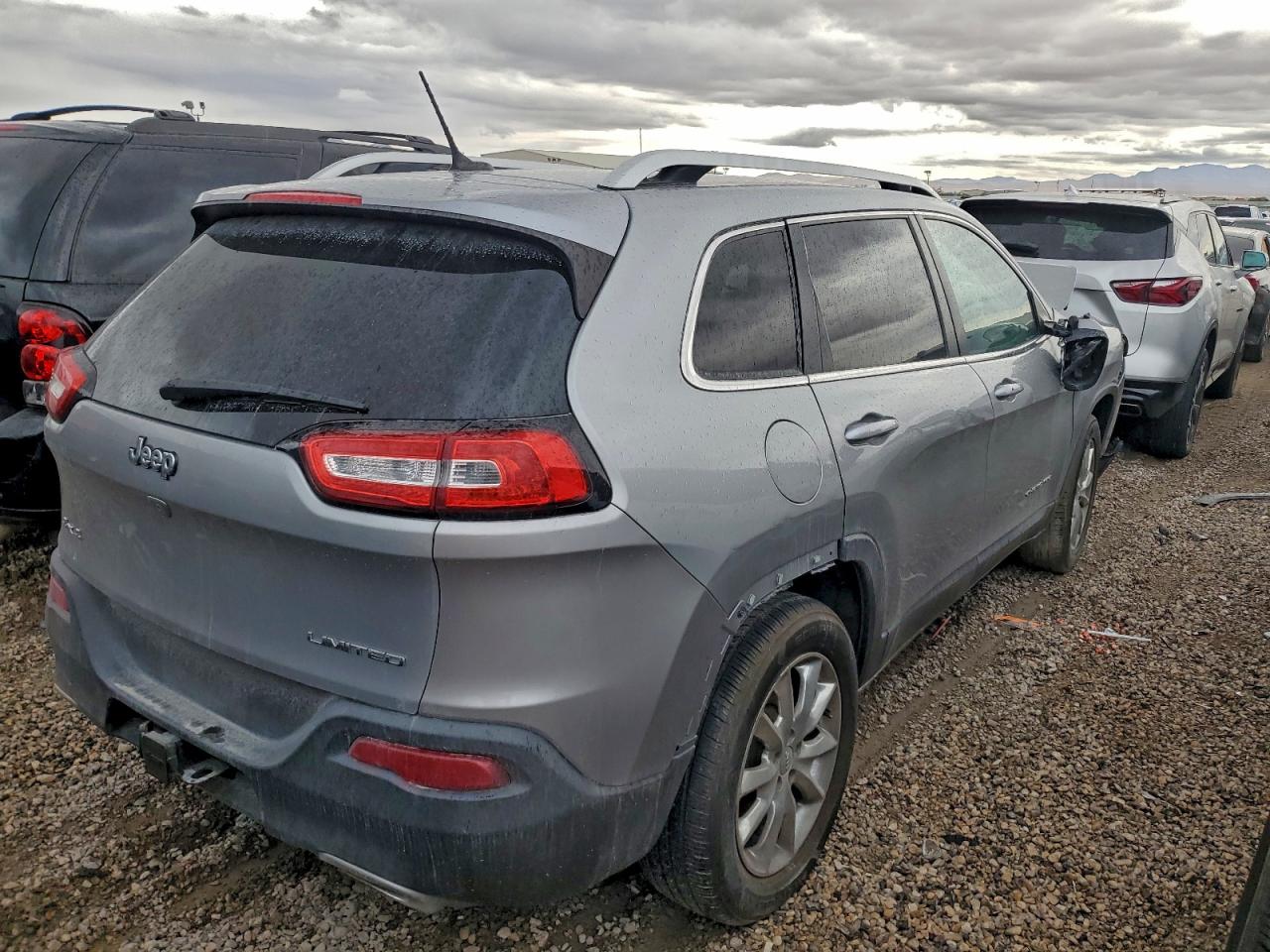 Lot #3304067509 2015 JEEP CHEROKEE L