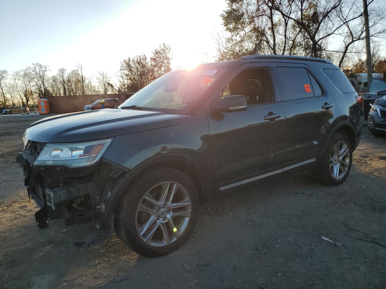 FORD EXPLORER XLT