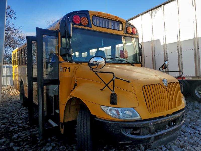 Global Auto Auctions: 2017 IC CORPORATION 3000 CE