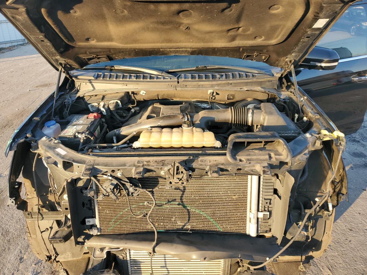 FORD EXPEDITION LIMITED