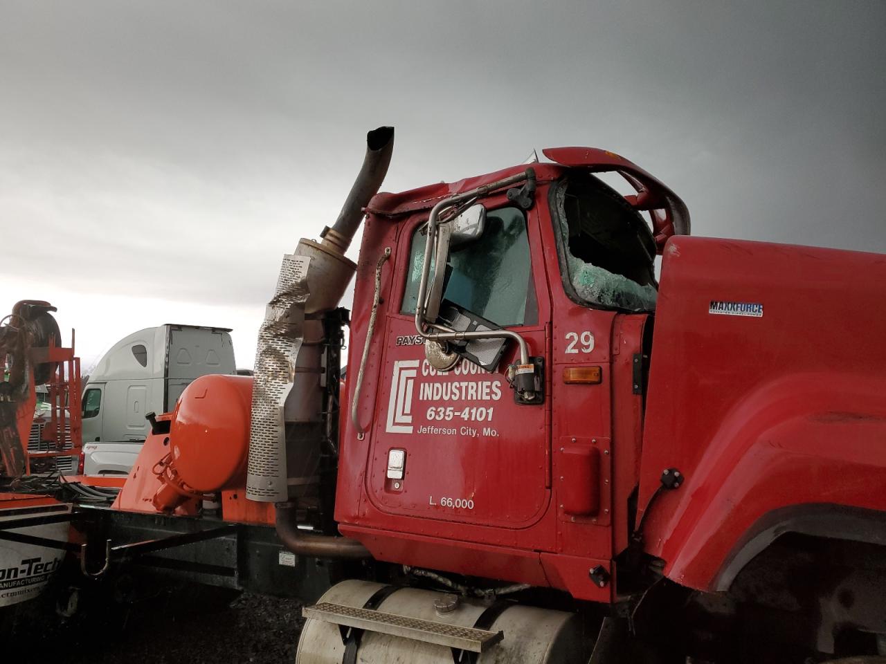 Lot #3294166941 2013 INTERNATIONAL 5500I