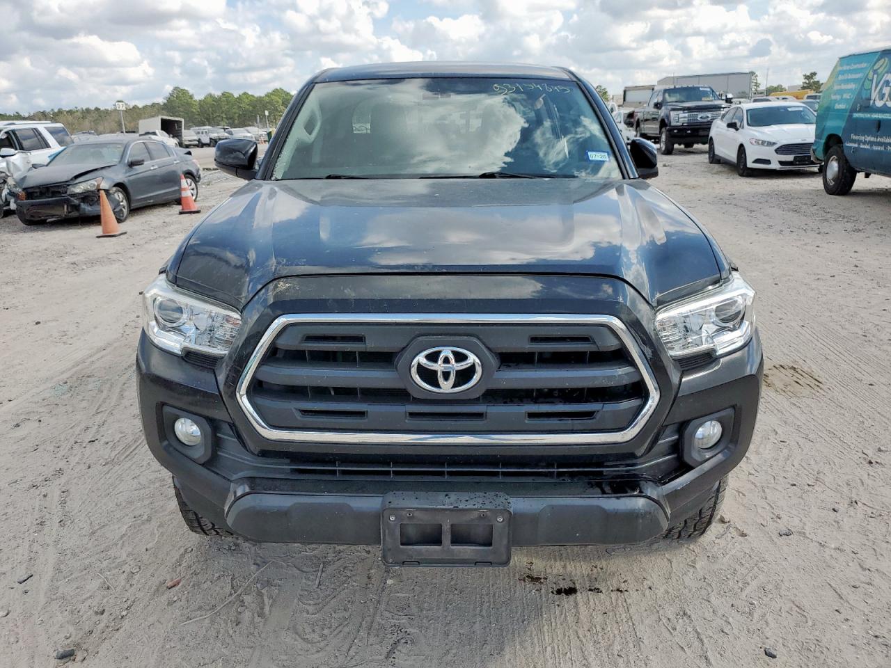 TOYOTA TACOMA DOUBLE CAB