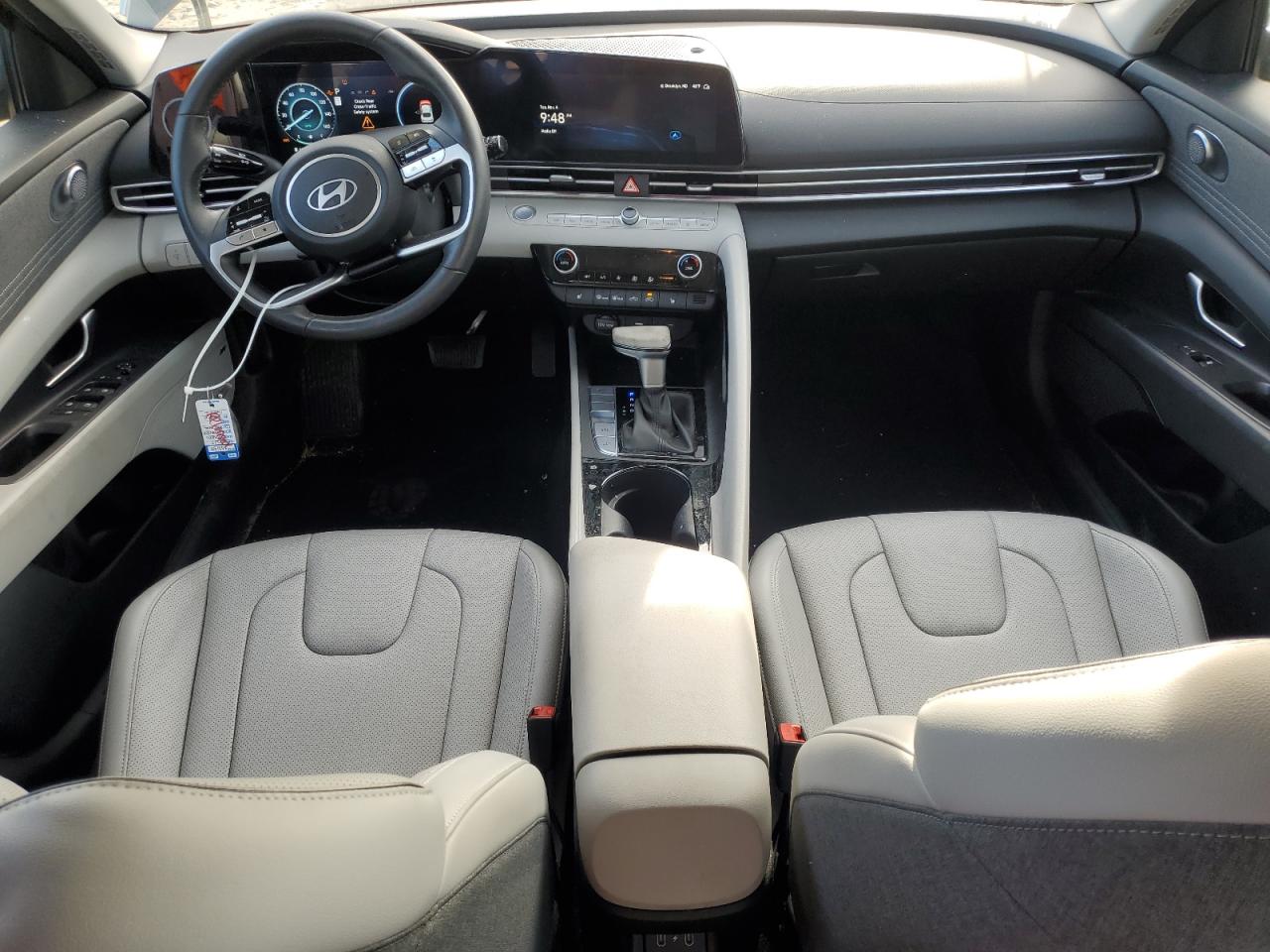 HYUNDAI ELANTRA LIMITED